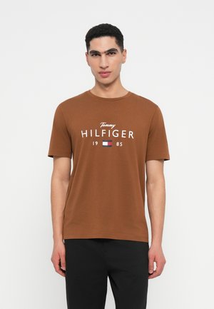 BRAND LOVE BIG TEE - Tričko s potlačou - highland khaki