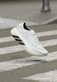 Δεν επιλέχθηκε, footwear white/core black