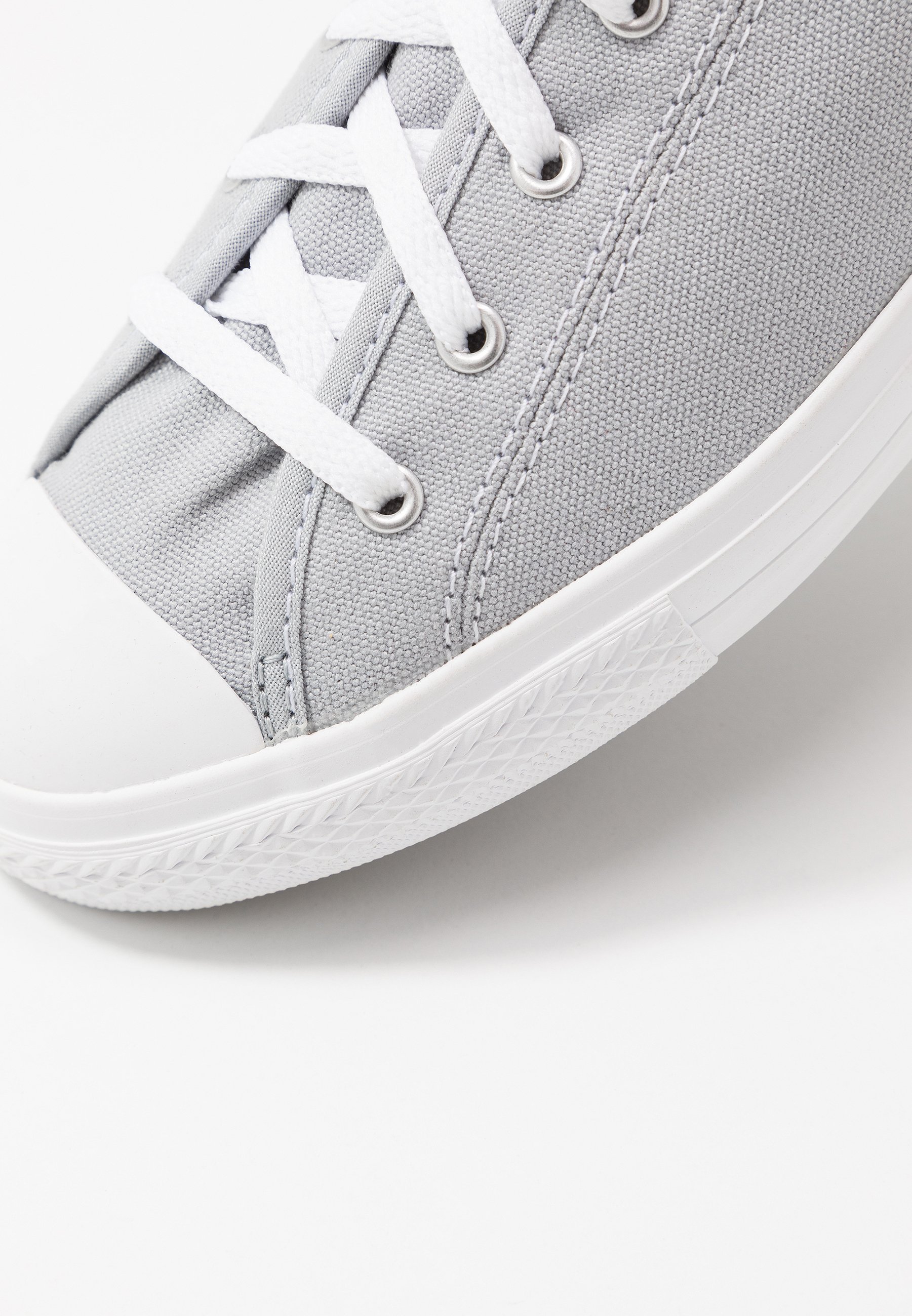 grey dainty converse uk
