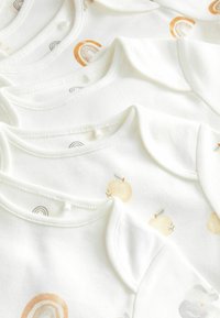 Next 5 PACK REGULAR FIT - Body - white character