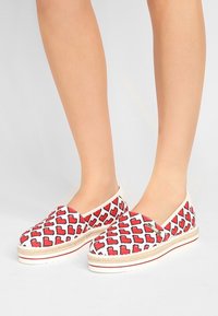 Love Moschino Espadrilles - white