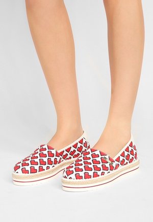 Love Moschino Alpargatas - white