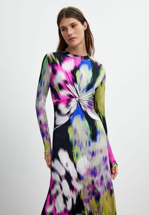 Desigual, LONG PRINTED DRESS M. C. LACROIX - Vabalt langev kleit - black