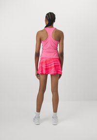adidas Performance CLUB GRAPHSKIRT - Sportszoknya - lucid pink
