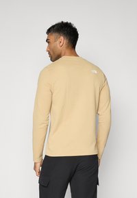 The North Face KECHA CREW - Hosszú ujjú felső - khaki stone/utility brown