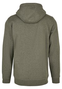 Mörk olivgrön hoodie med en texturerad, mjuk tyg. Har en dragsko i huvan och ribbade ärmslut och nederkant. Enkel design utan grafik.