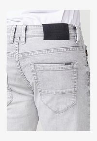 Seleccionado, denim gris grey denim