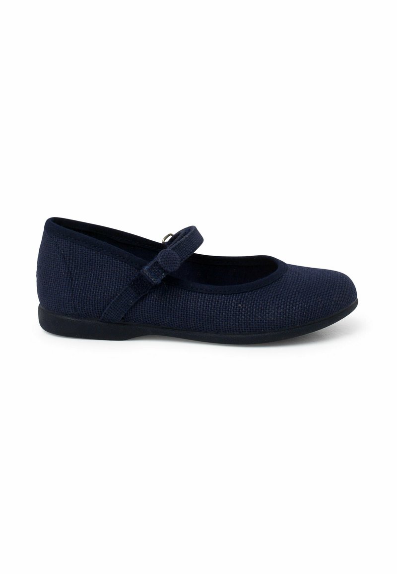 Dunkelblaue Stoff-Ballerinas mit strukturierter Oberfläche, runder Zehenpartie und einem Riemen mit Schnalle an der Oberseite für einen sicheren Halt.