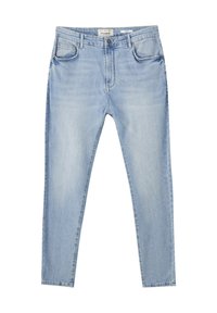 Světle modré džíny z denimu s úzkým střihem, které mají klasické pět kapsové uspořádání a zapínání na přední knoflík. Hladká textura, rovné nohavice.