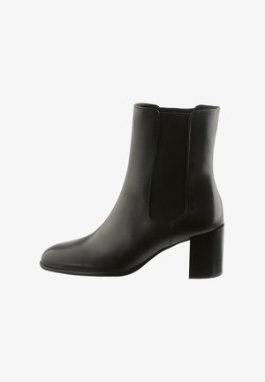 Zwarte leren enkelboot met een ronde neus, elastische zijpanelen en een chunky blokhak, met een gladde afwerking en naadloos ontwerp.
