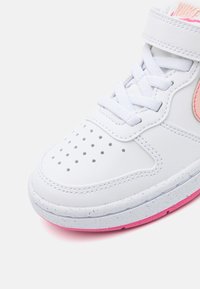 Nike Sportswear COURT BOROUGH LOW RECRAFT - Trainers - white/arctic orange/pinksicle