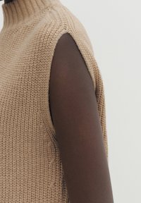 Massimo Dutti Pullover - camel