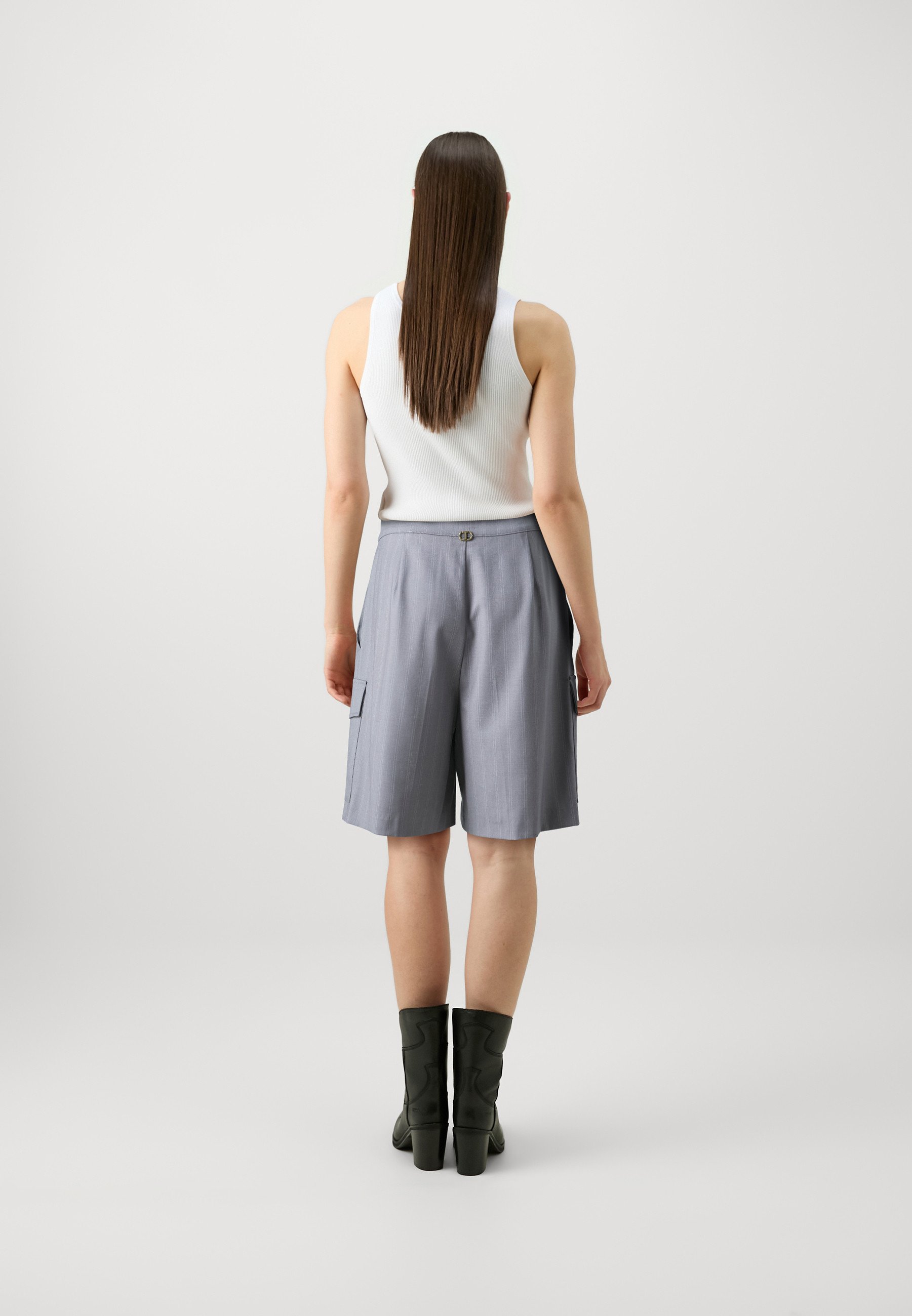 ショートパンツ TWINSET SHORTS NEVE TWINSET Shorts - grigio melange/gessato neve/grau - Zalando