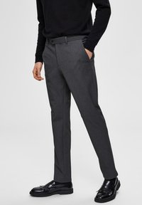 Selected Homme SLHSLIM-CARLO FLEX PANTS - Calças - grey melange