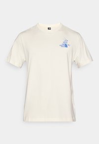 Λευκό μπεζ βαμβακερό T-shirt με στρογγυλή λαιμόκοψη και κοντά μανίκια, με μπλε γραφικό τύπωμα του λογότυπου και του σχεδίου μπροστά.