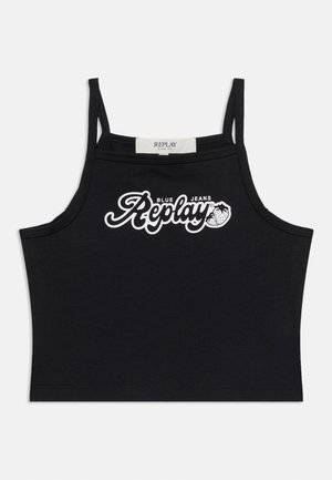 Fekete, rövidített top vékony pántokkal, fehér „Replay Blue Jeans“ logóval és eper grafikával a mellrészen.