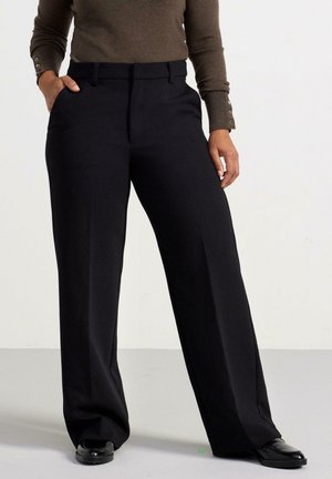 Lindex WITH SHORTER LEGS - Chino kalhoty - black