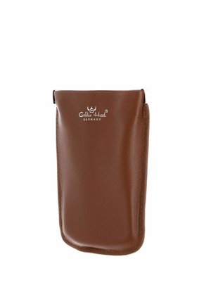 Pochette en cuir marron avec le logo "Golden Head Germany" embossé sur le devant, avec des bords cousus et une forme fine et rectangulaire.