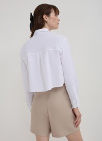 Calliope CROP TINTA UNITA  - Hemdbluse - bianco