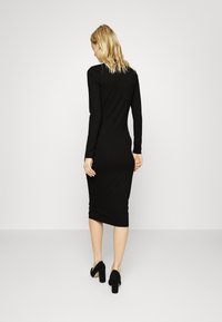 VILA Tall VIWONDA CREW NECK DRESS - Vestido de malha - black