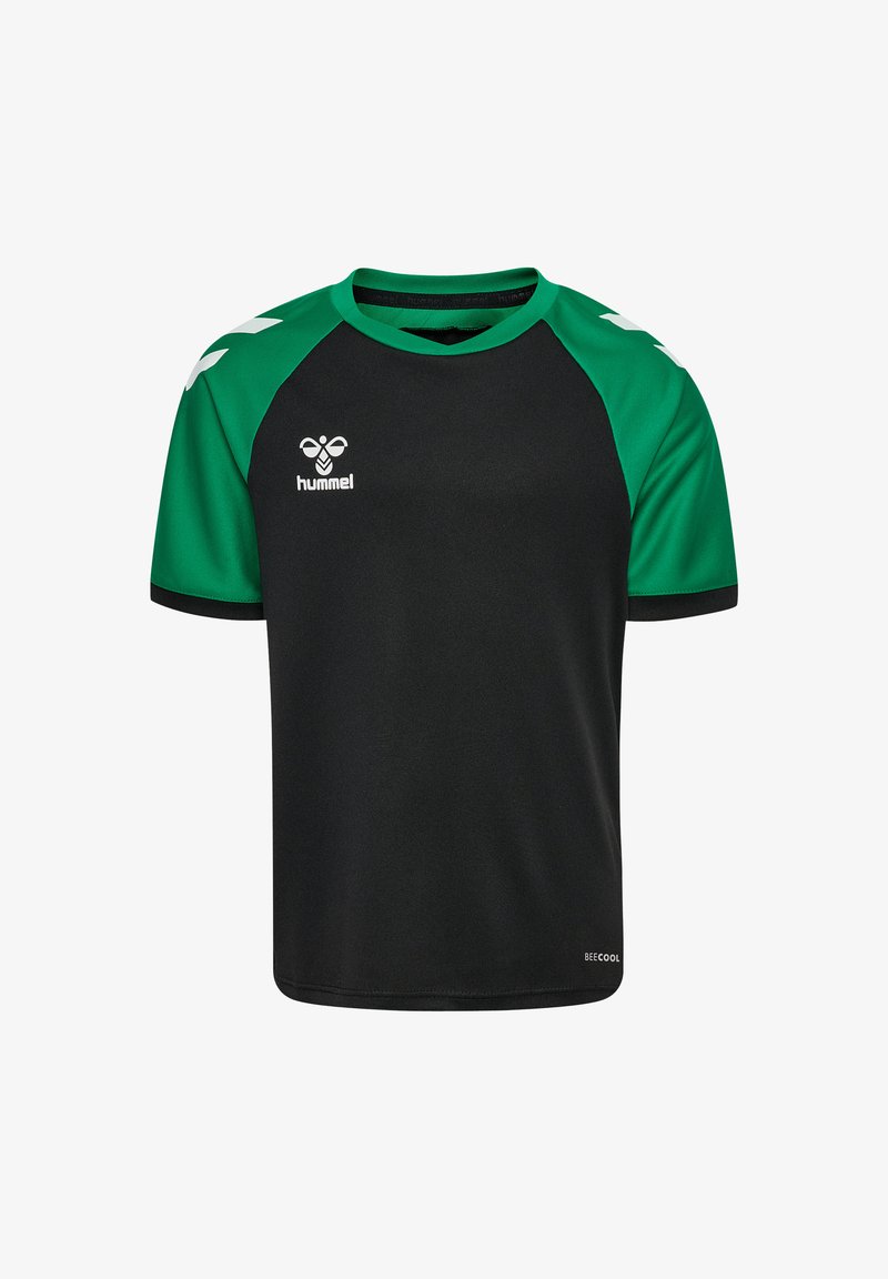Schwarzes Sportshirt mit grünen Raglanärmeln. Verfügt über einen Rundhalsausschnitt und ein weißes Logo auf der Vorderseite. Hergestellt aus leichtem, atmungsaktivem Stoff.