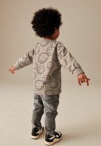 Next REGULAR FIT - Bluză cu mânecă lungă - neutral