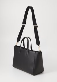 Tommy Hilfiger LOGOTAPE SATCHEL - Håndtasker - black