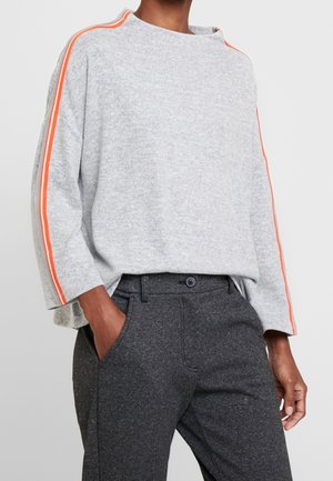 Jumper - light grey