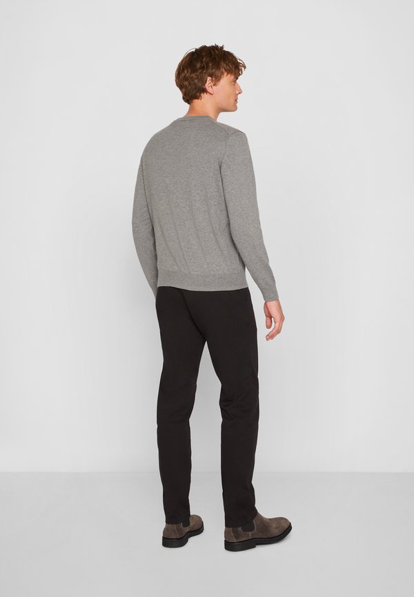 CLASSIC C NECK - Jumper4