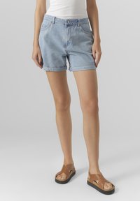 Vero Moda - VMZURI MIX NOOS - Jeansshorts - light blue denim Miniatyrbilde 1