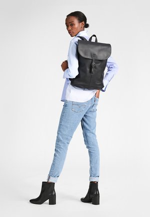 CIERA/CORE COLORS - Rucksack - black ink leather