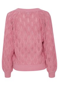 Pull rose en tricot avec motif ajouré en losanges, manches longues, poignets et taille côtelés, vu de dos.