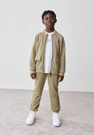 REGULAR FIT JOGGERS SET - Dresside alumine osa - khaki green