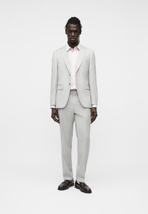 JECKSON SET - Garnitur