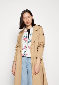 Springfield PRINT - Blusão aviador - sand