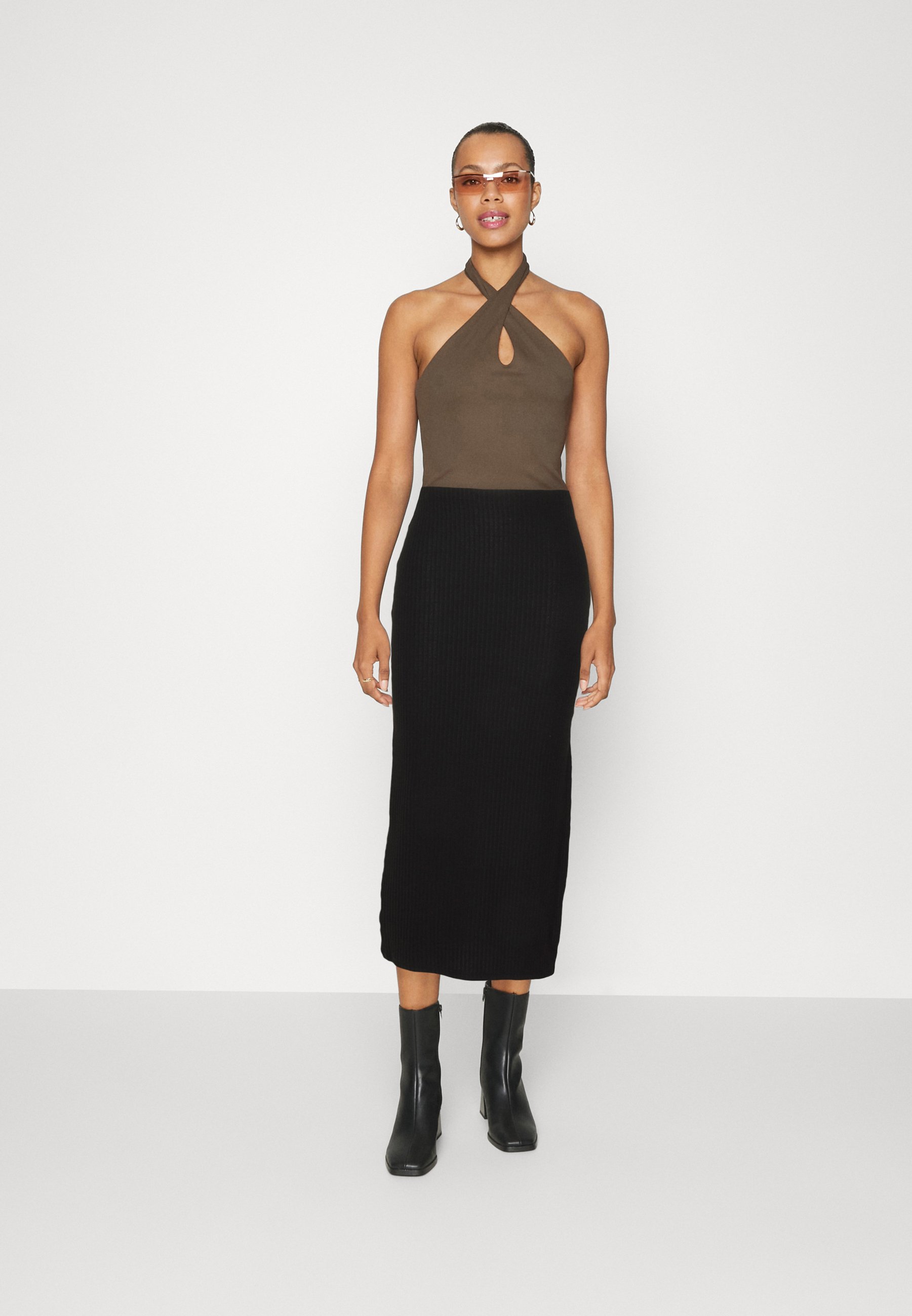 ONLY NELLA LONG SIDE SLIT BOX - Pencil skirt - black