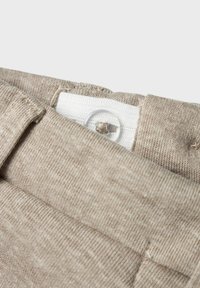 Name it REGULAR FIT - Hlače - pure cashmere