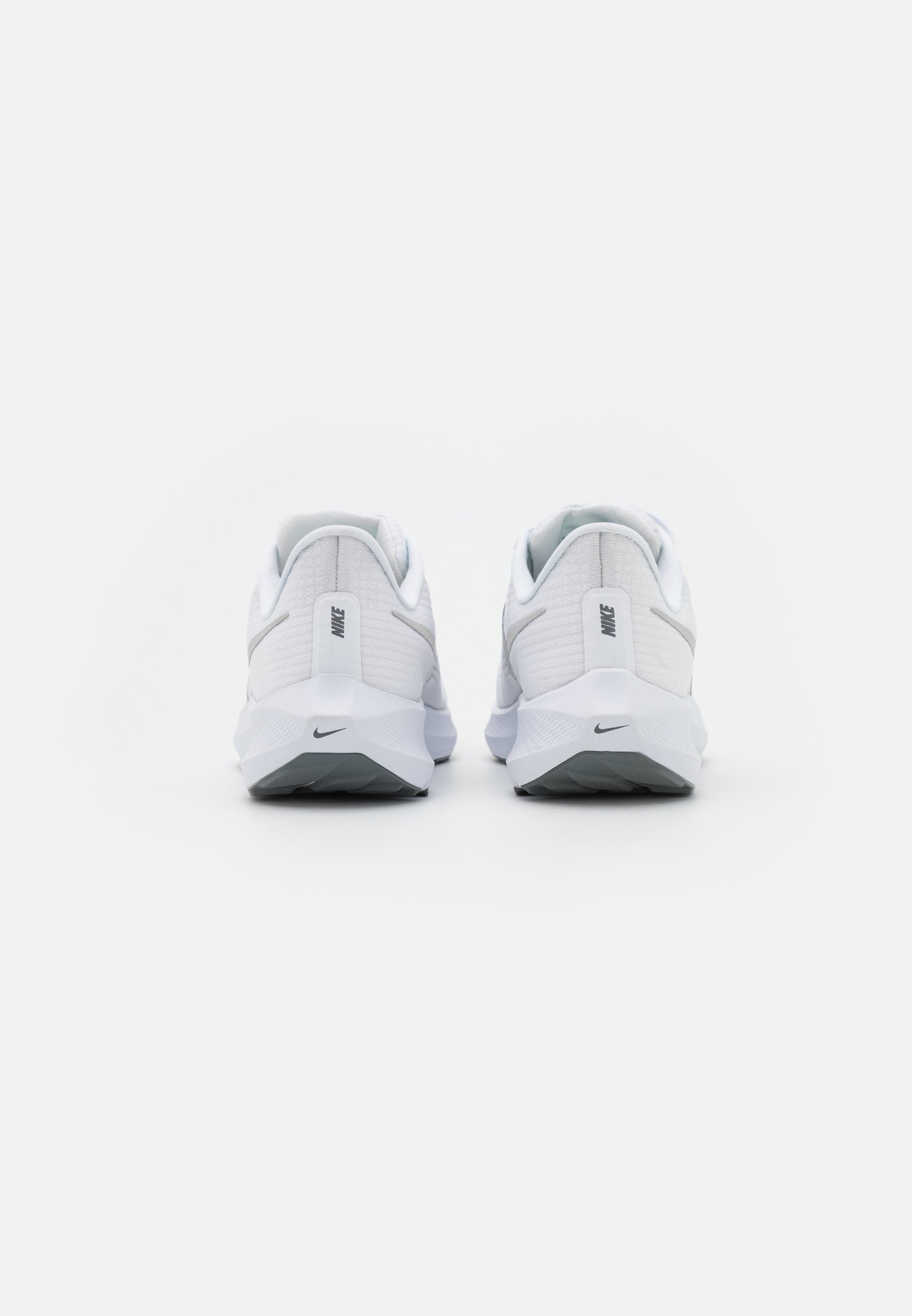 Nike Performance AIR ZOOM PEGASUS 39 - Laufschuh Neutral - white/grey  fog/particle grey/smoke grey/weiß - Zalando.de