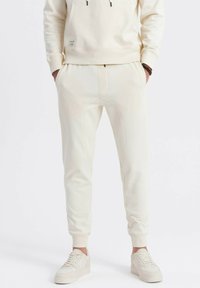 Ombre SET OF KANGAROO  - Chándal - cream