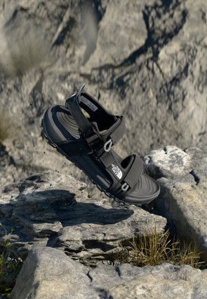 EXPLORE CAMP - Walking sandals - tnf black tnf black