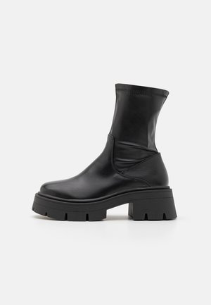 RAID, Bottines à plateau - black