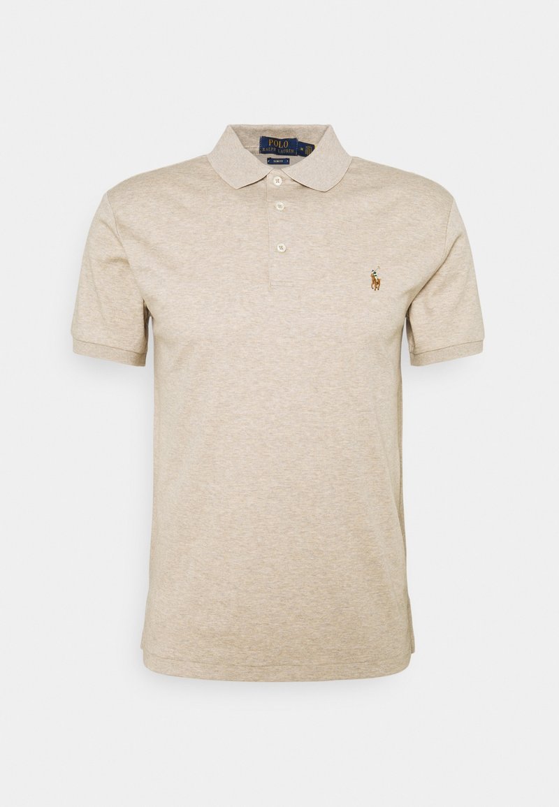 Beige-polo-paita, joka on valmistettu puuvillasekoitteesta, sisältää kolmen napin halkion, lyhyet hihat ja brodeeratun logon vasemmassa rinnassa.