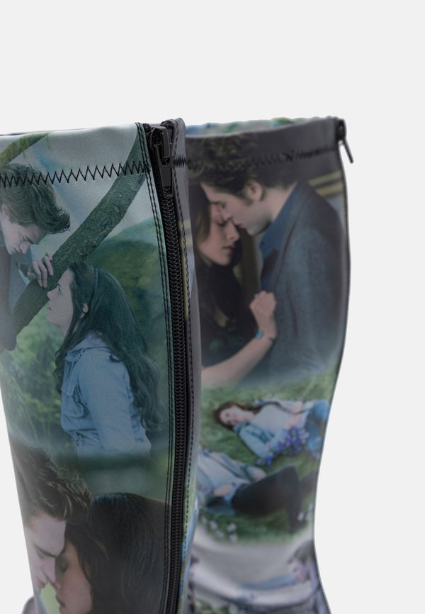 TWILIGHT BEDWARD LONG BOOTS - Platform boots3