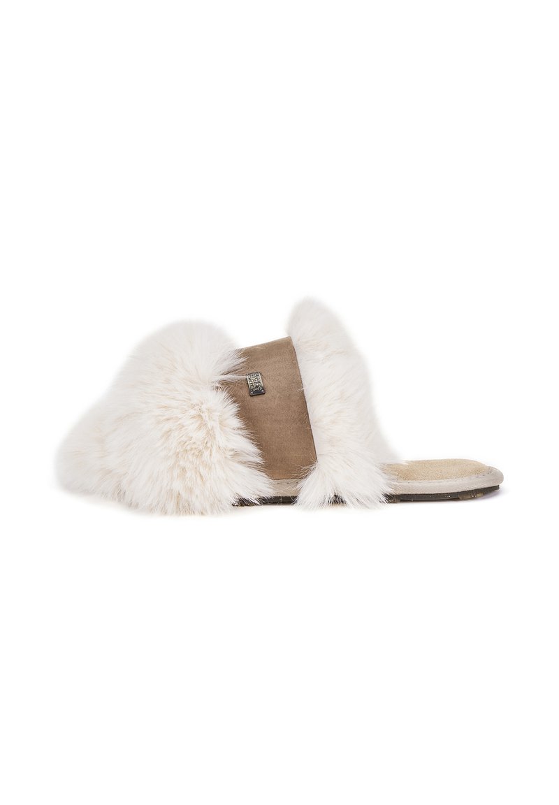 Faux fur slidesandal i krämfärgad ovandel och mjuk brun mockaband, med platt sula och lyxiga sidodetaljer för komfort.