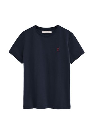 T-shirt bleu marine à manches courtes avec col rond et petit logo rouge d'un joueur de polo sur la poitrine gauche.