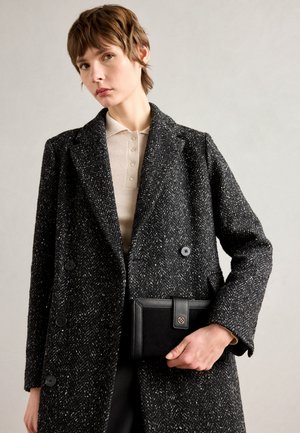 Anna Field - Kopertówka