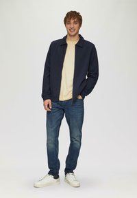 QS MIT EINGRIFFTASCHEN - Sweatjacke - tiefblau