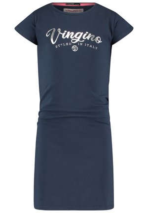 Marineblauwe organische katoenen jurk met korte mouwen. Heeft zilveren tekst "Vingino Styled in Italy" op de voorkant. Gladde textuur, getailleerde pasvorm.