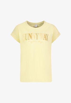 Hellgelbes T-Shirt mit kurzen Ärmeln und Rundhalsausschnitt mit dem bestickten Text "SUNNY WAY brighter days" in Gelb- und Orangetönen.
