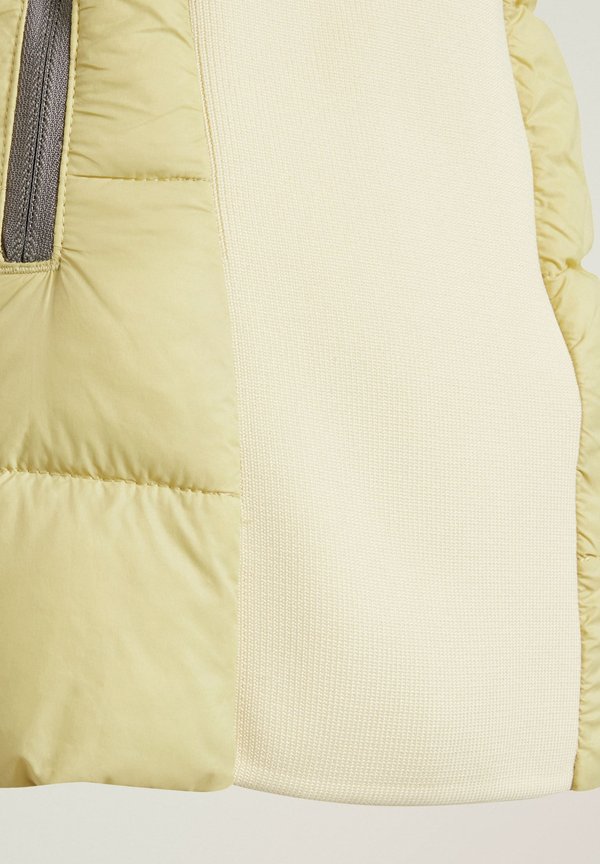 TRUENATURE - Waistcoat - halo gold4